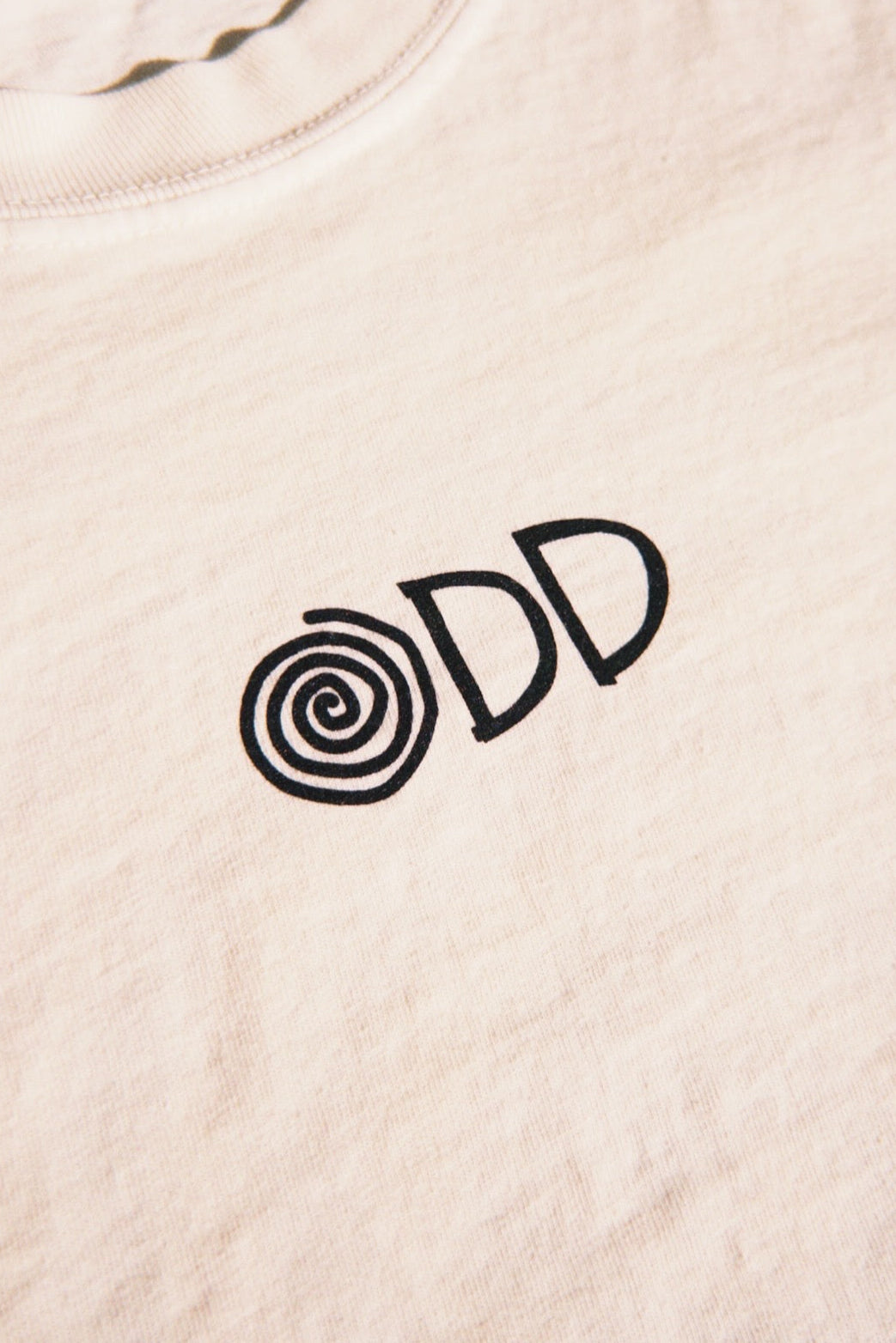 CLASSIC OFF WHITE SPIRAL TEE