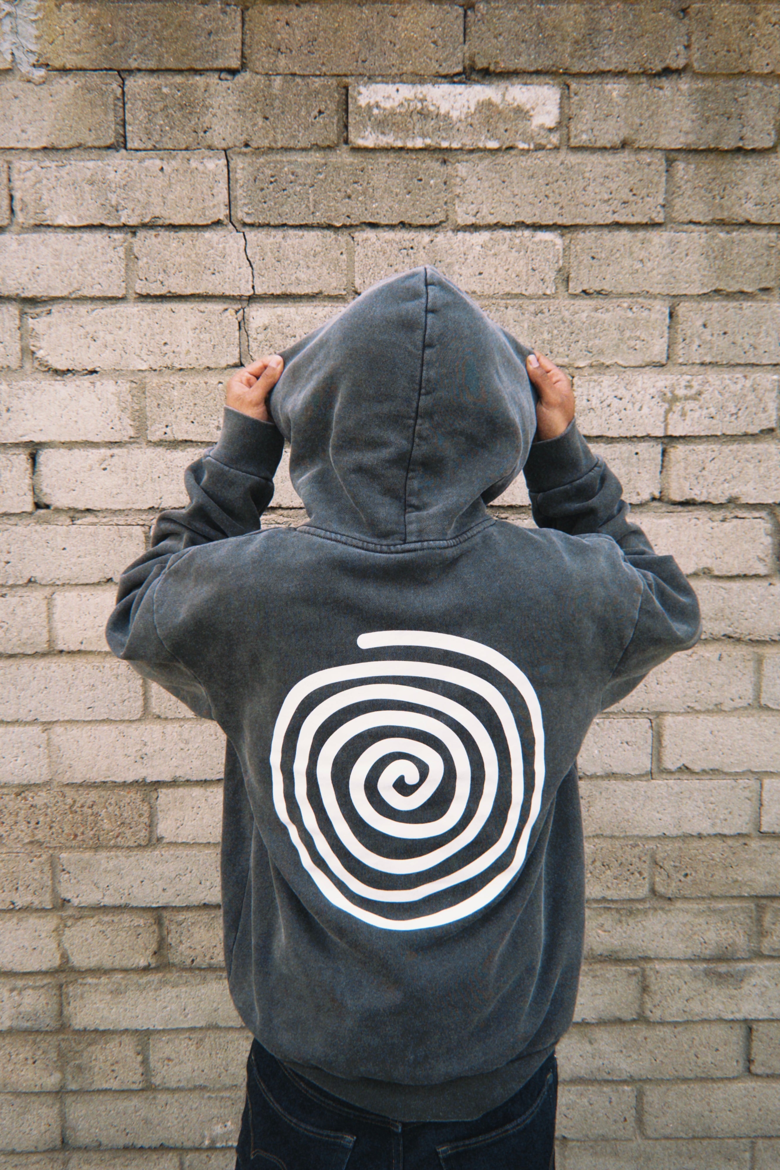 CLASSIC CHARCOAL SPIRAL HOODIE
